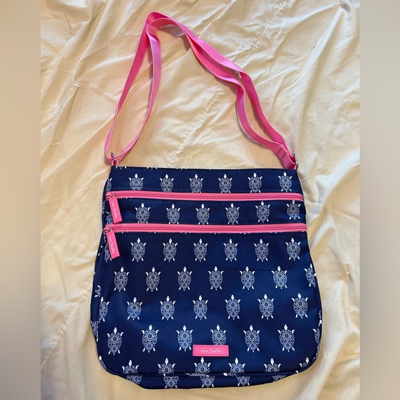 Vera Bradley Handbags - VB Lighten Up Trio Zip Hipster Navy & White Sea Turtles